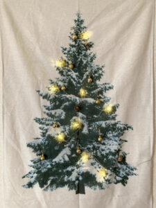 christmas-tree-tapestry-3coins